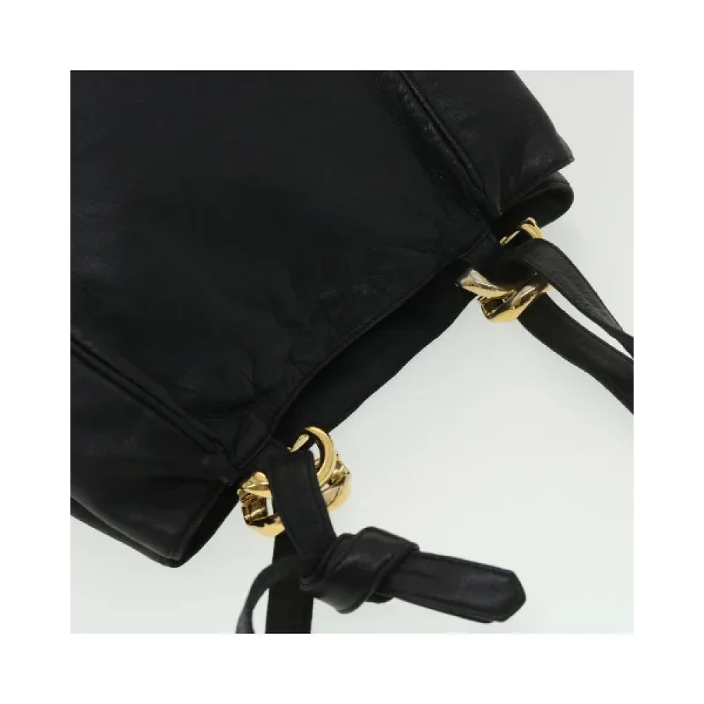 Loewe Pre-owned Leather shoulder-bags Black Dames