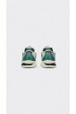 chaussure-de-course-confortable-avec-amorti-avance