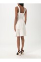 robe-blanche-a-boucle