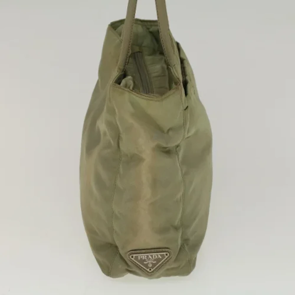 Prada Vintage Pre-owned Nylon handbags Green Dames