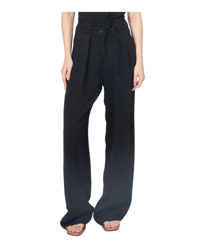 zwarte-palazzo-broek-elegant-casual-stijl