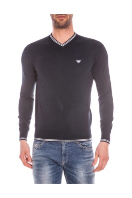 stylish-sweater-pullover