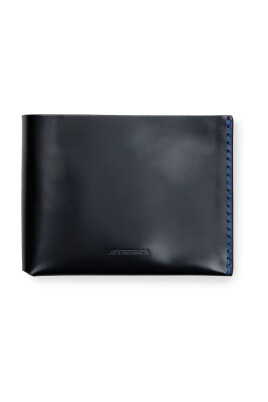 black-leather-wallet-with-embroidery
