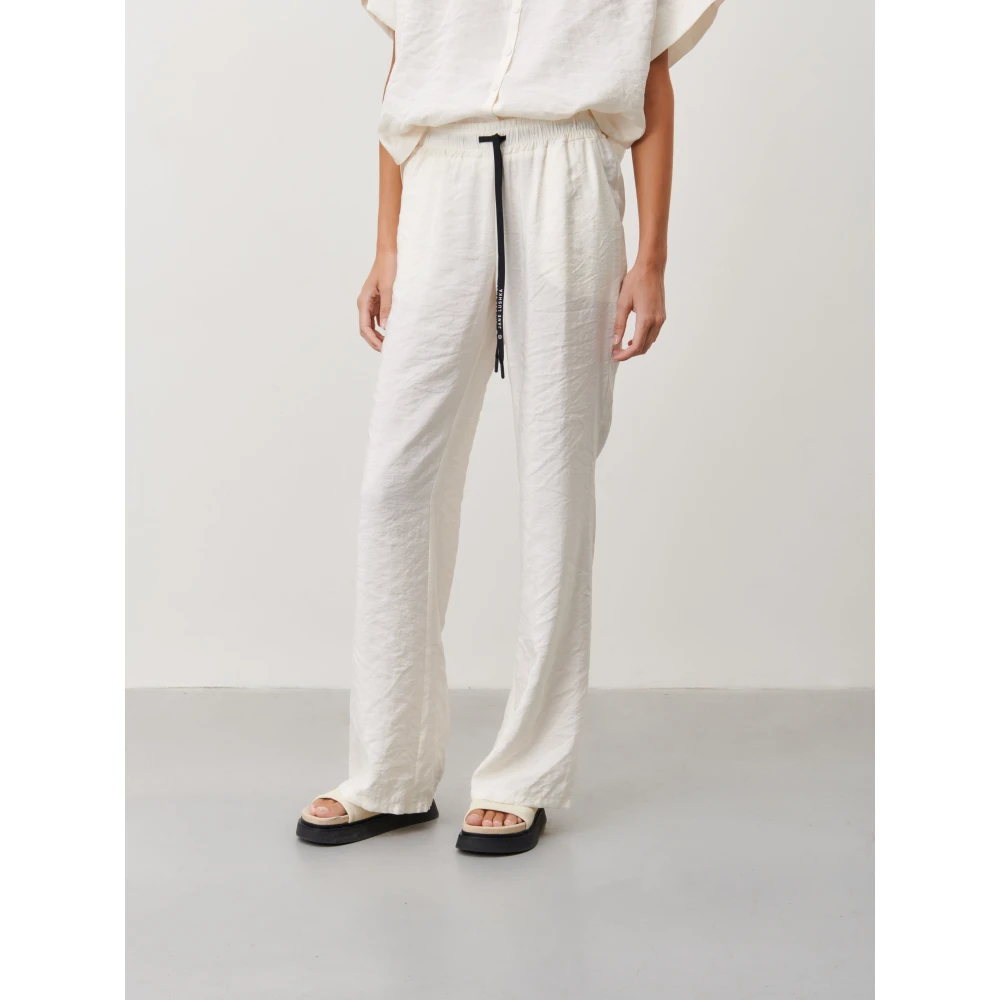 Jane Lushka Luxe Cupro Wijde Broek White Dames