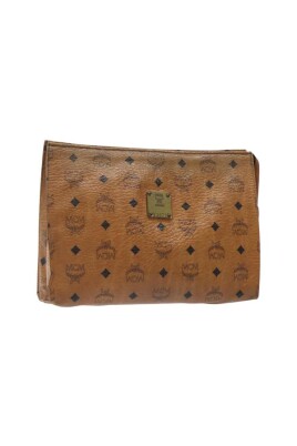 pre-owned-leather-clutches