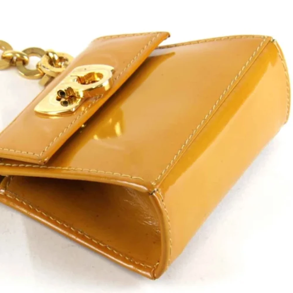 Salvatore Ferragamo Pre-owned Fabric shoulder-bags Orange Dames