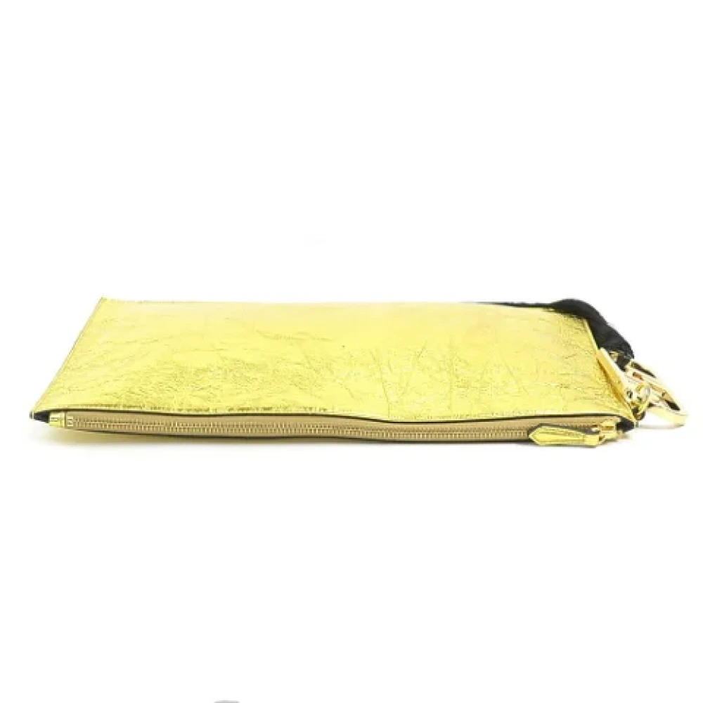 Fendi Vintage Pre-owned Leather clutches Yellow Dames
