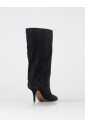 elegantes-bottines-en-daim-a-talon-moyen