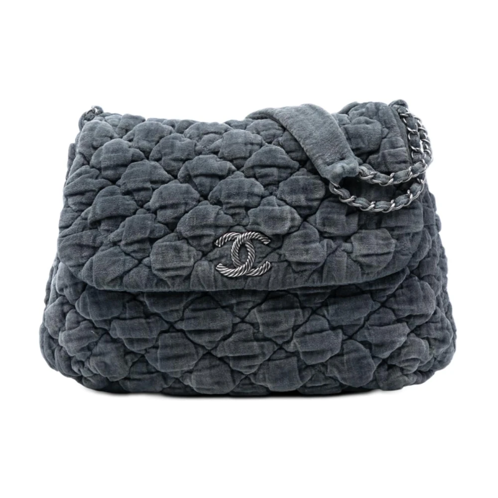 Chanel Vintage Women's Gray Pre-Owned Vintage Quilted Velvet Shoulder Bag