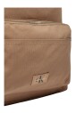 sac-en-polyester-elegant-avec-plusieurs-poches