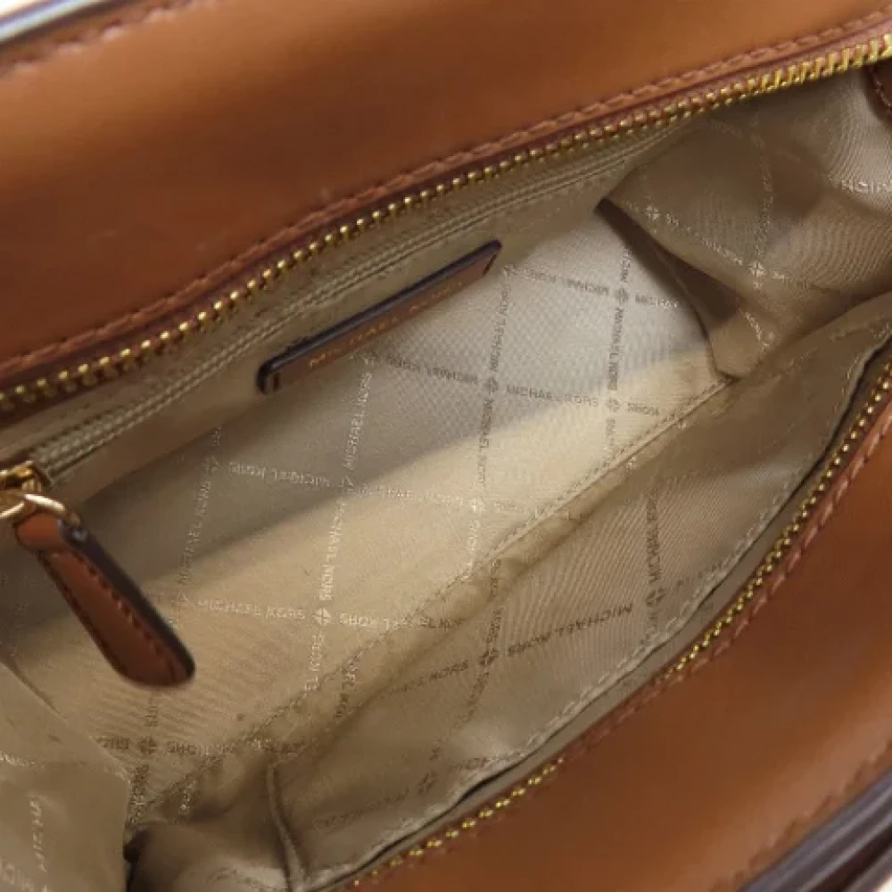 Michael Kors Pre-owned Fabric handbags Brown Dames