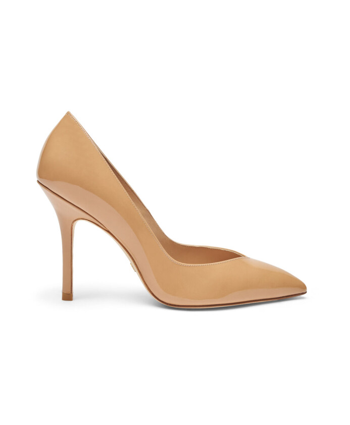 escarpin-elegant-a-decoupe-en-v-et-talon-aiguille