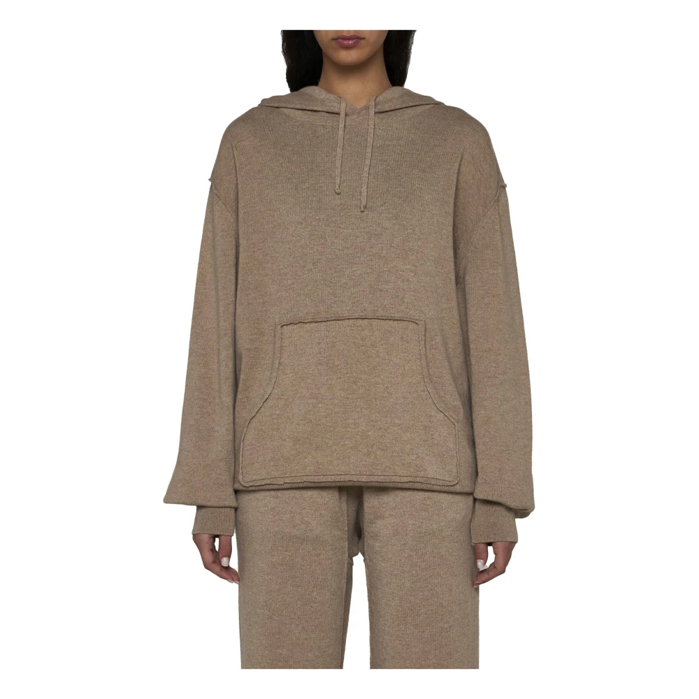 Maison Margiela Ribgebreide Trui met Trekkoord Capuchon Brown Dames