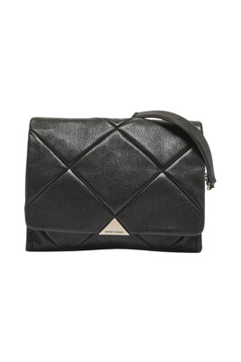 pre-owned-fabric-shoulder-bags