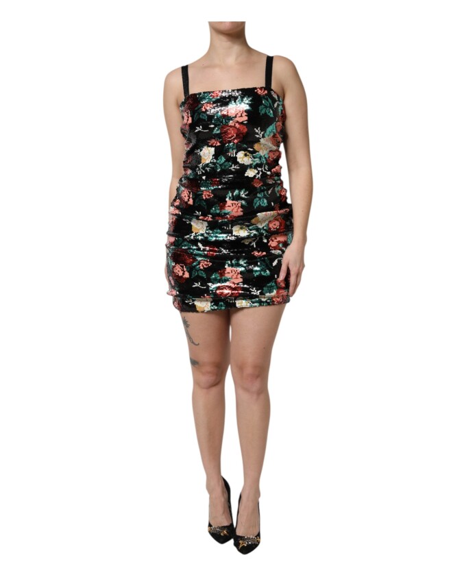 robe-noire-a-sequins-et-fleurs