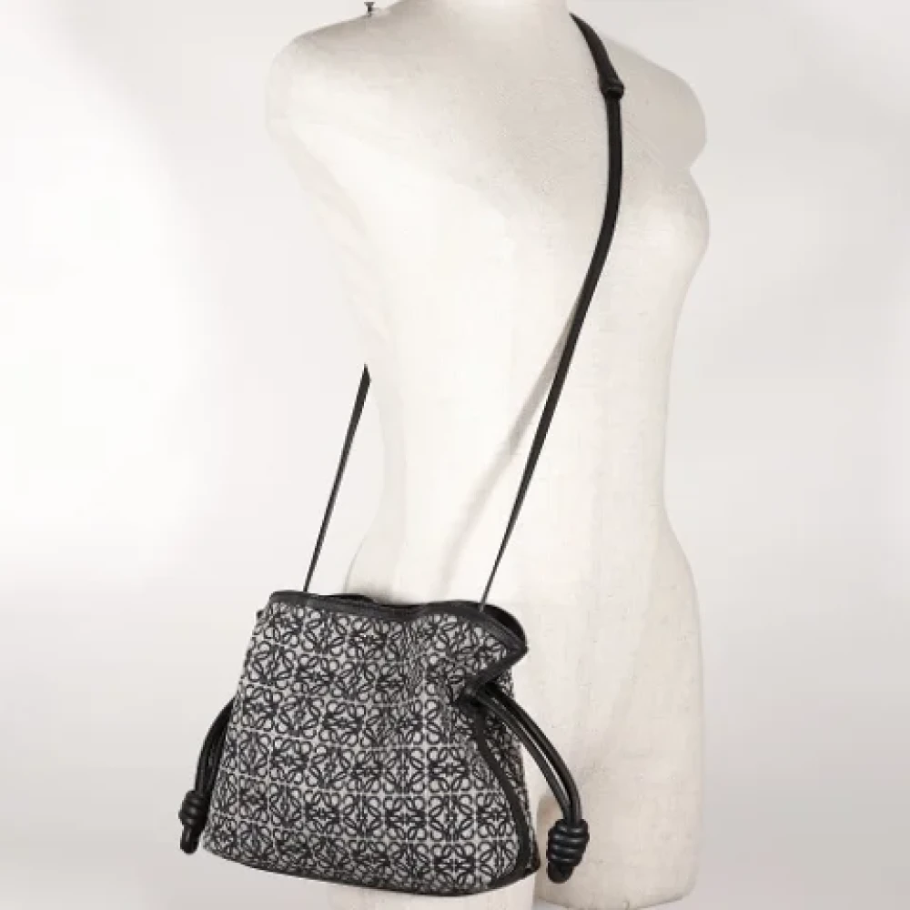Loewe Pre-owned Canvas shoulder-bags Blue Dames