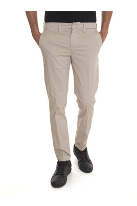 roll-hem-chino-pants