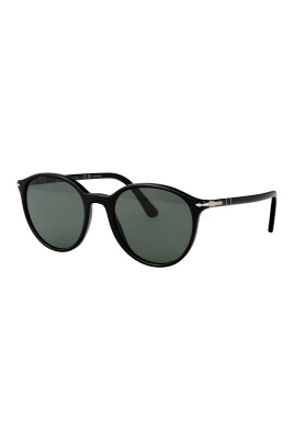stylish-sunglasses-with-model-0po3350s