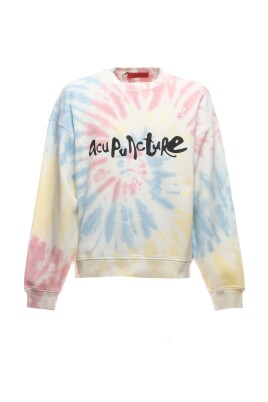 sweatshirt-with-an-oversized-fit