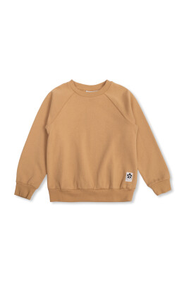 sweatshirt-with-patch