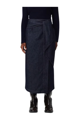 Denimkjol i bomull med brett midjeband och skärp att knyta själv