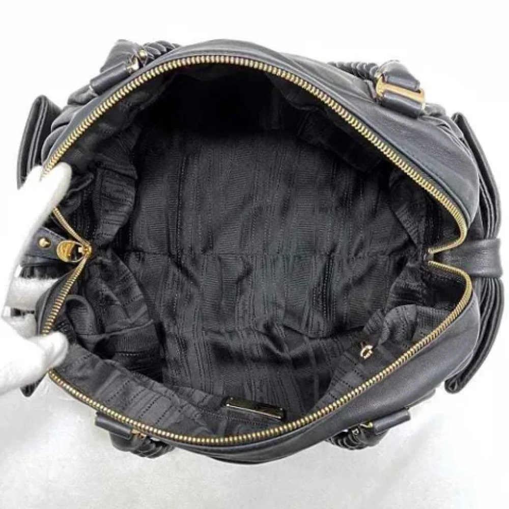 Salvatore Ferragamo Pre-owned Leather handbags Black Dames