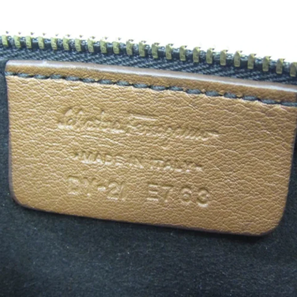 Salvatore Ferragamo Pre-owned Leather totes Brown Dames