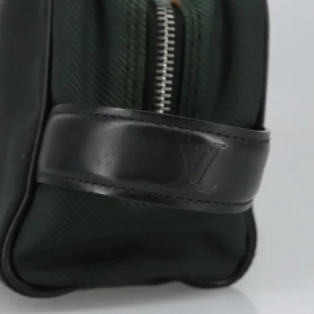 Louis Vuitton Vintage Pre-owned Leather clutches Green Dames
