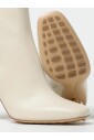 bottes-cheville-a-talon-jaune-creme
