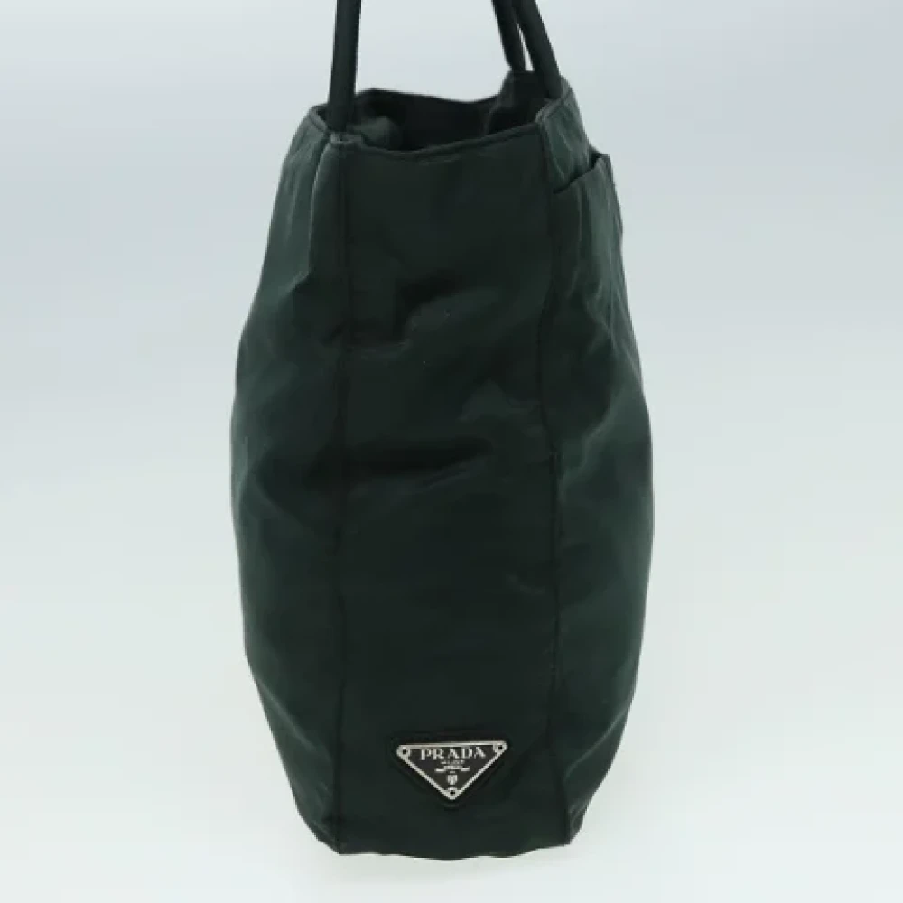Prada Vintage Pre-owned Nylon handbags Green Dames