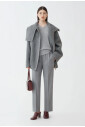 pull-a-col-en-v-orne-de-sequins-diamant