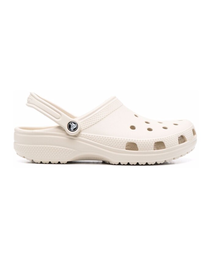 white-sandals-for-summer-outfits