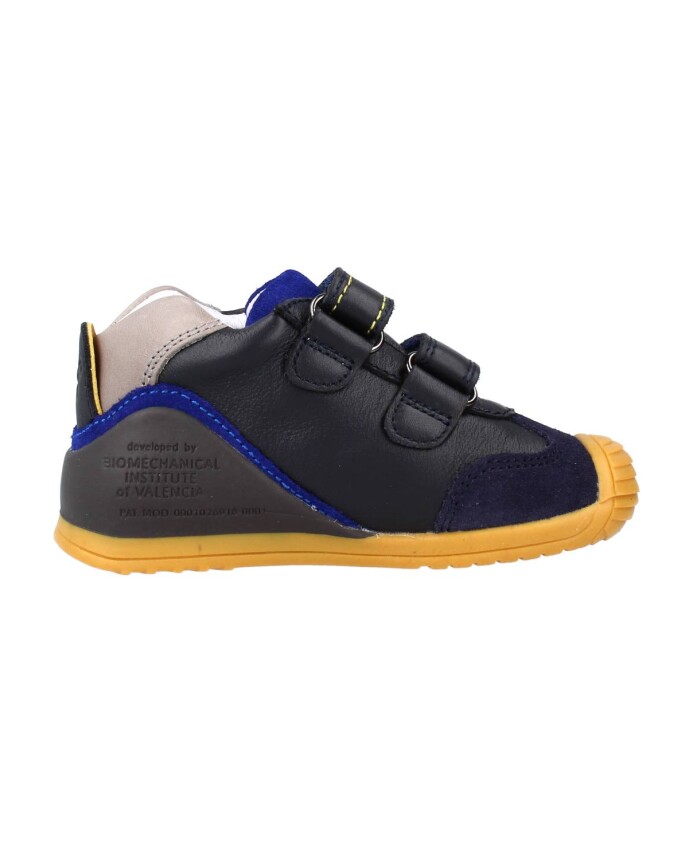 sneakers-a-sangles