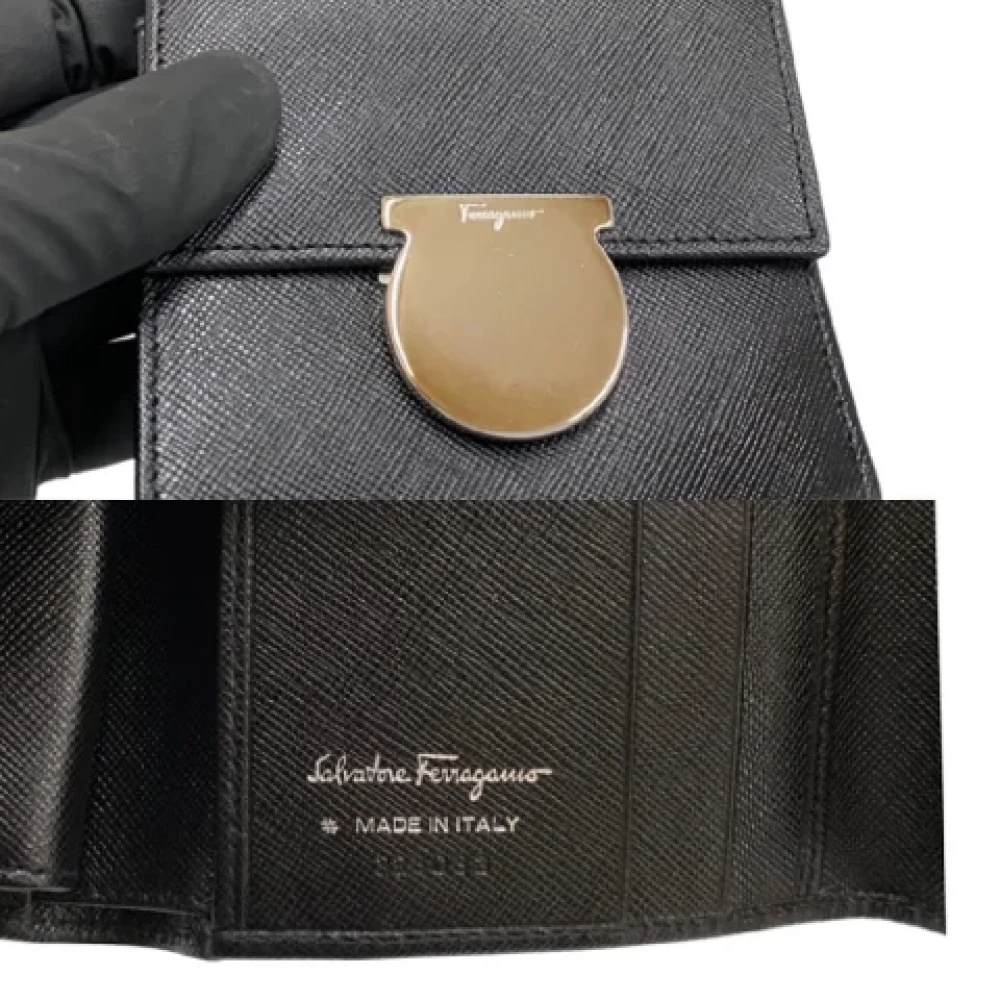 Salvatore Ferragamo Pre-owned Leather wallets Black Dames