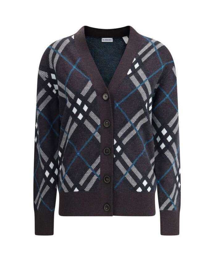 v-neck-cardigan-with-pockets