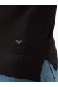 pull-col-roule-a-motif-diagonal