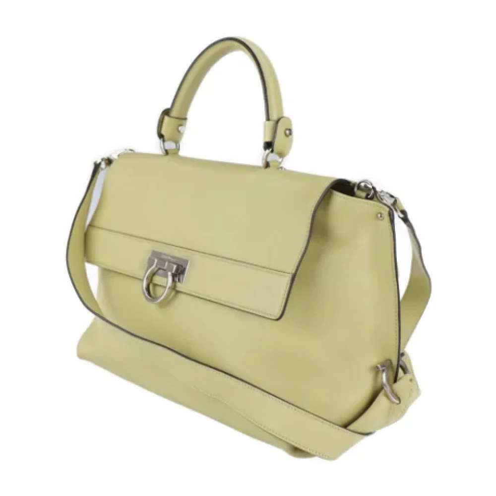 Salvatore Ferragamo Pre-owned Fabric handbags Beige Dames