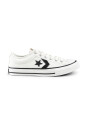 witte-canvas-sneakers-met-zwart-logo