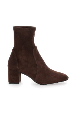 bottines-marron-avec-talon-moyen