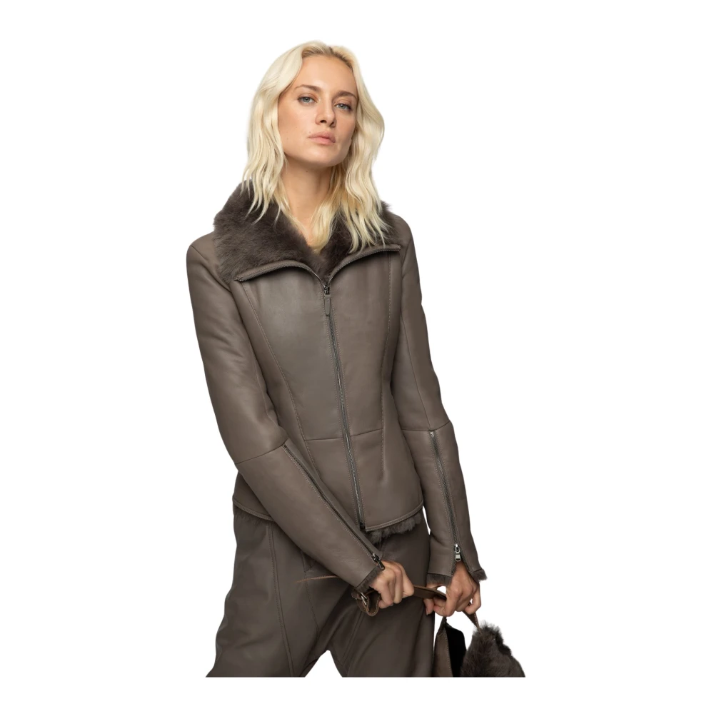Jackets > Faux Fur & Shearling Jackets - - Vespucci by VSP - Modalova