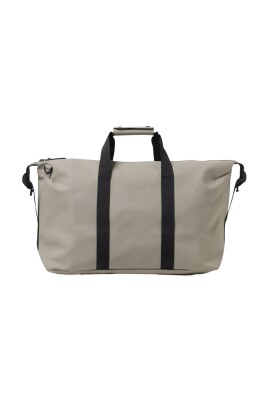 waterproof-travel-bag-stylish-modern