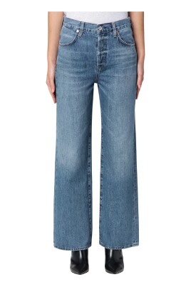regular-fit-denim-jeans