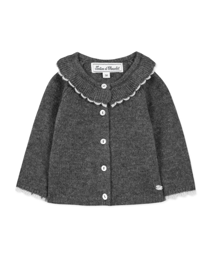 grijze-kasjmier-vest-met-gerimpelde-kraag