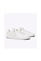 sneakers-de-court-blanches-d-inspiration-retro