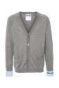 pull-gris-avec-col-en-v