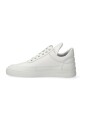 baskets-en-cuir-blanc-avec-semelle-en-caoutchouc-cotelee
