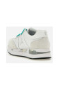 sneakers-blanches-en-daim-avec-lacets-verts