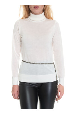 pull-en-laine-a-col-roule-avec-ceinture-a-la-taille