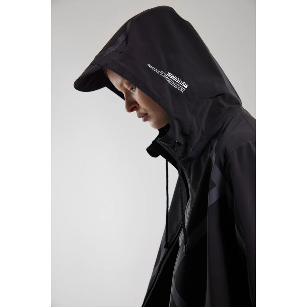 Stutterheim Ambachtelijke A-Lijn Regenjas met Tape Strepen Black Dames