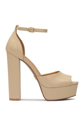 Beige platåsandaler med klack